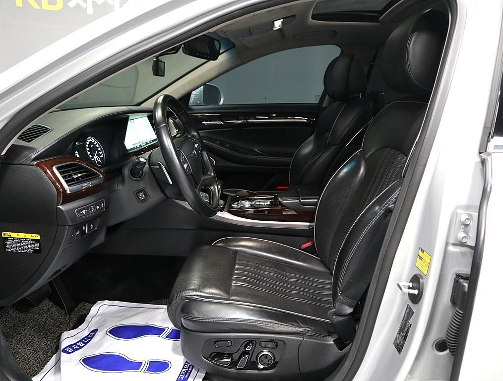 Genesis EQ900 - Vista 8