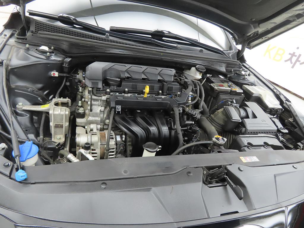 HYUNDAI Avante 2023 Blanco - Importación desde Corea - HF Imports Iquique - Foto 19