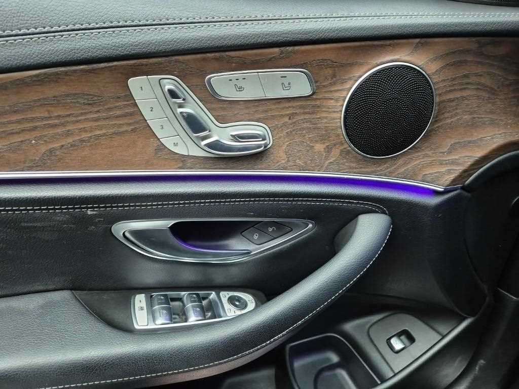 Mercedes Benz E class 2017 Blanco - Importación desde Corea - HF Imports Iquique - Foto 19