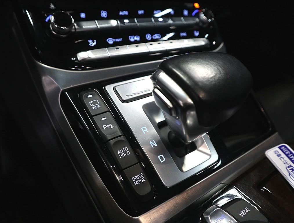 Genesis EQ900 - Vista 11