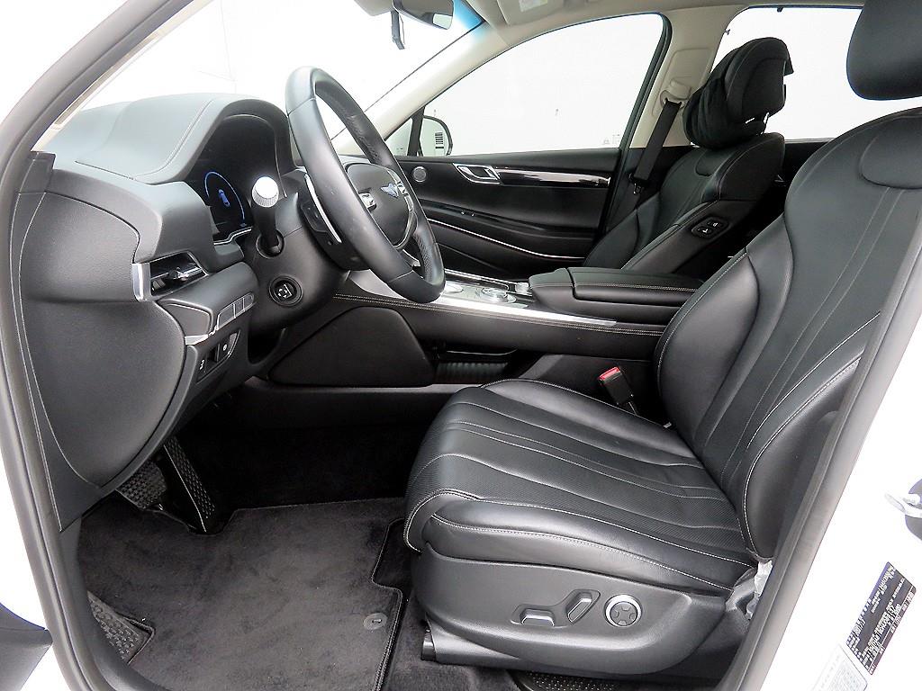 Genesis GV80 - Vista 7