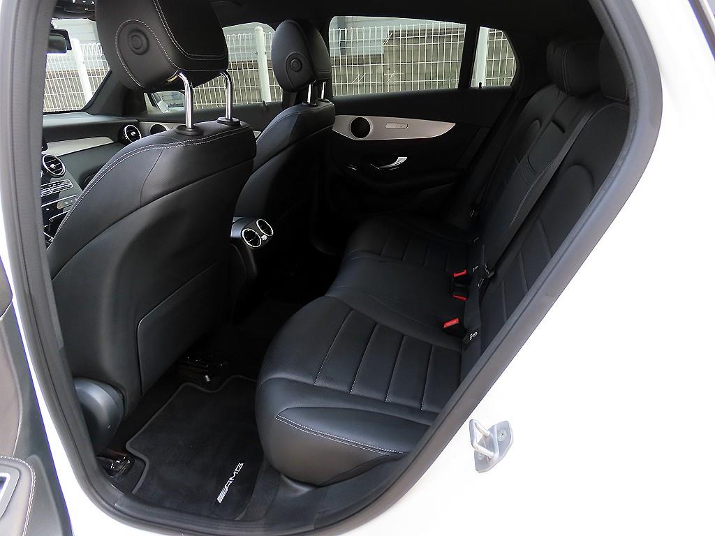 Mercedes Benz GLC Class - Vista 6