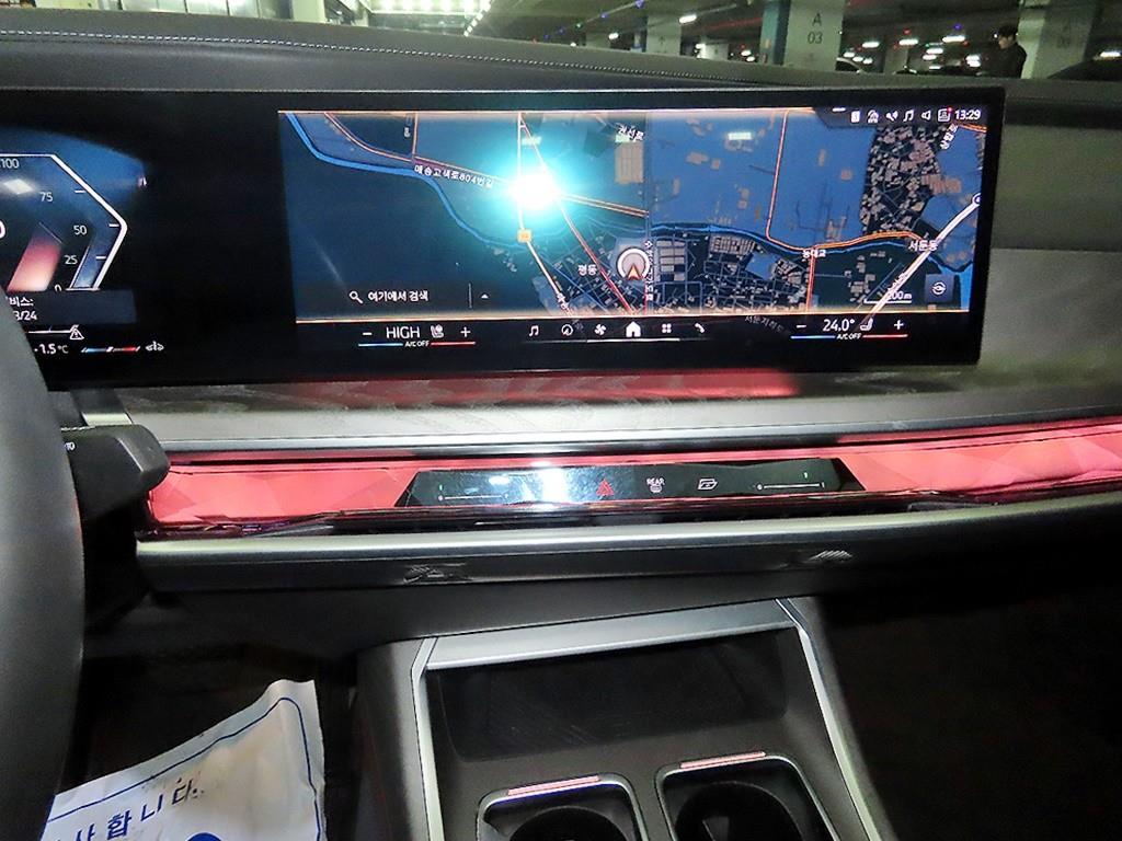 BMW 7 Series - Vista 11