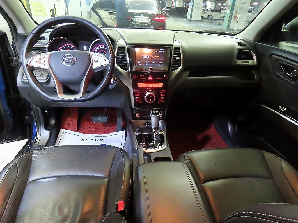 Ssangyong Tivoli - Vista 10