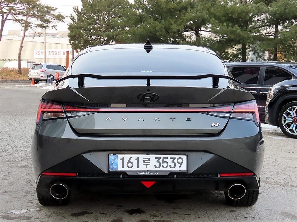 HYUNDAI Avante - Vista 4