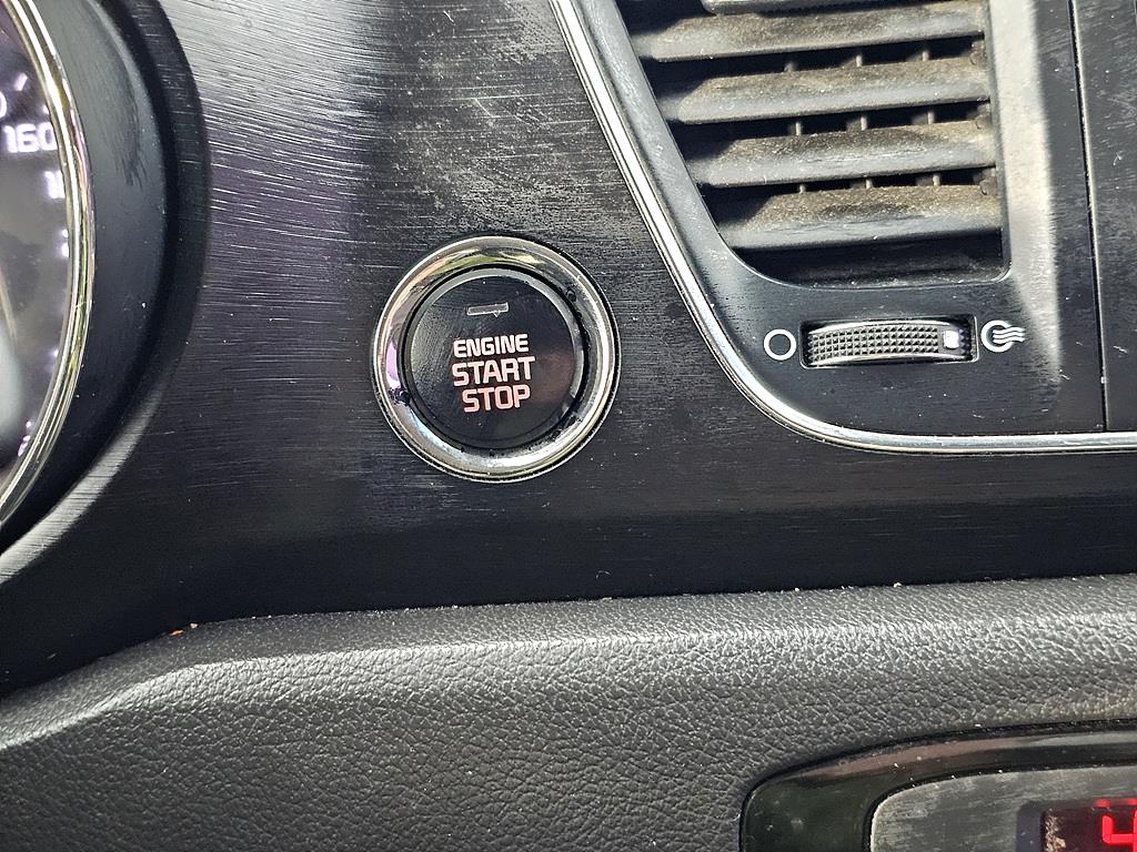 KIA Carnival 2016 Negro - Importación desde Corea - HF Imports Iquique - Foto 15