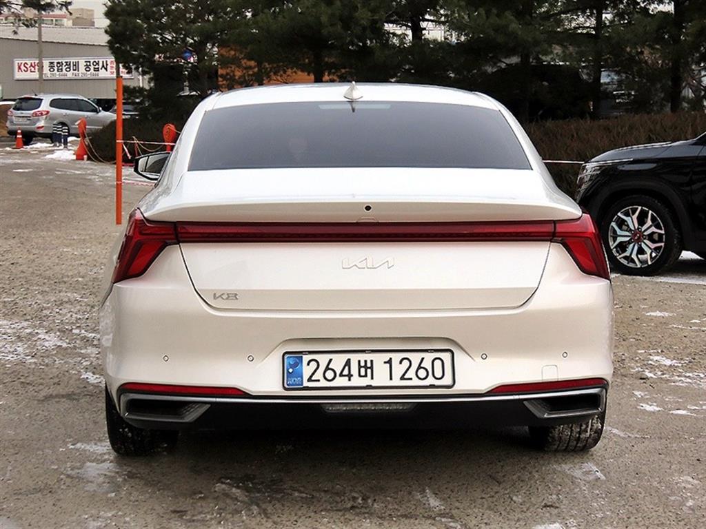 KIA K8 - Vista 4