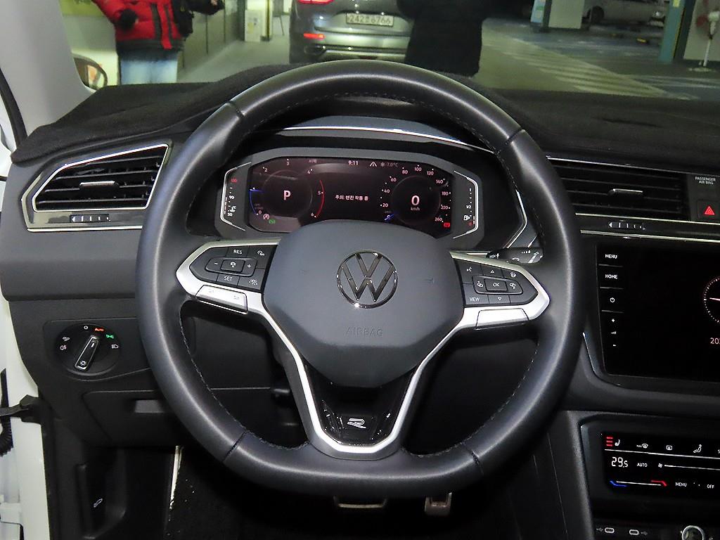 Volkswagen Tiguan - Vista 8