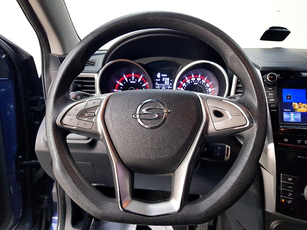Ssangyong Tivoli - Vista 11
