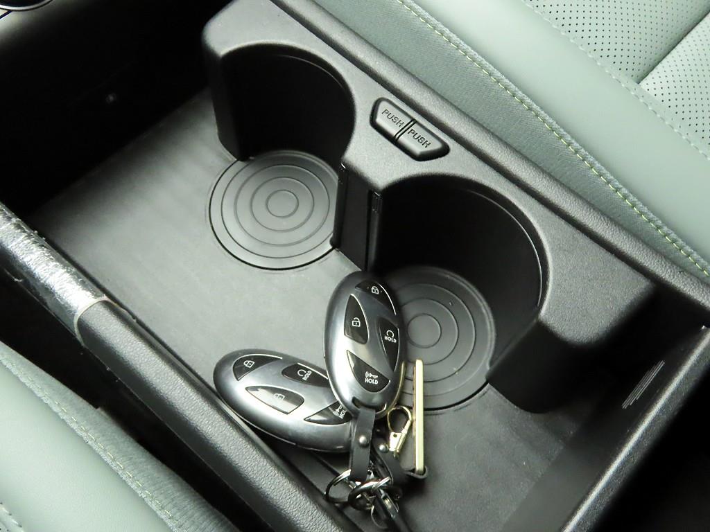 HYUNDAI Kona - Vista 12