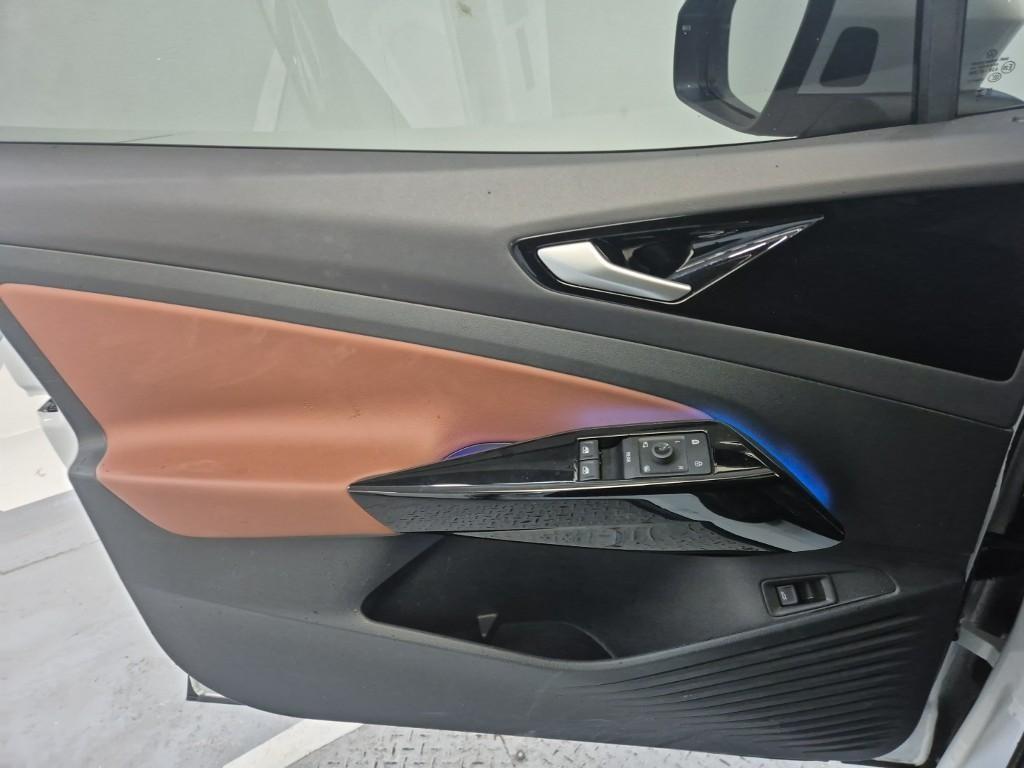 Volkswagen ID.4 2023 Blanco - Importación desde Corea - HF Imports Iquique - Foto 18