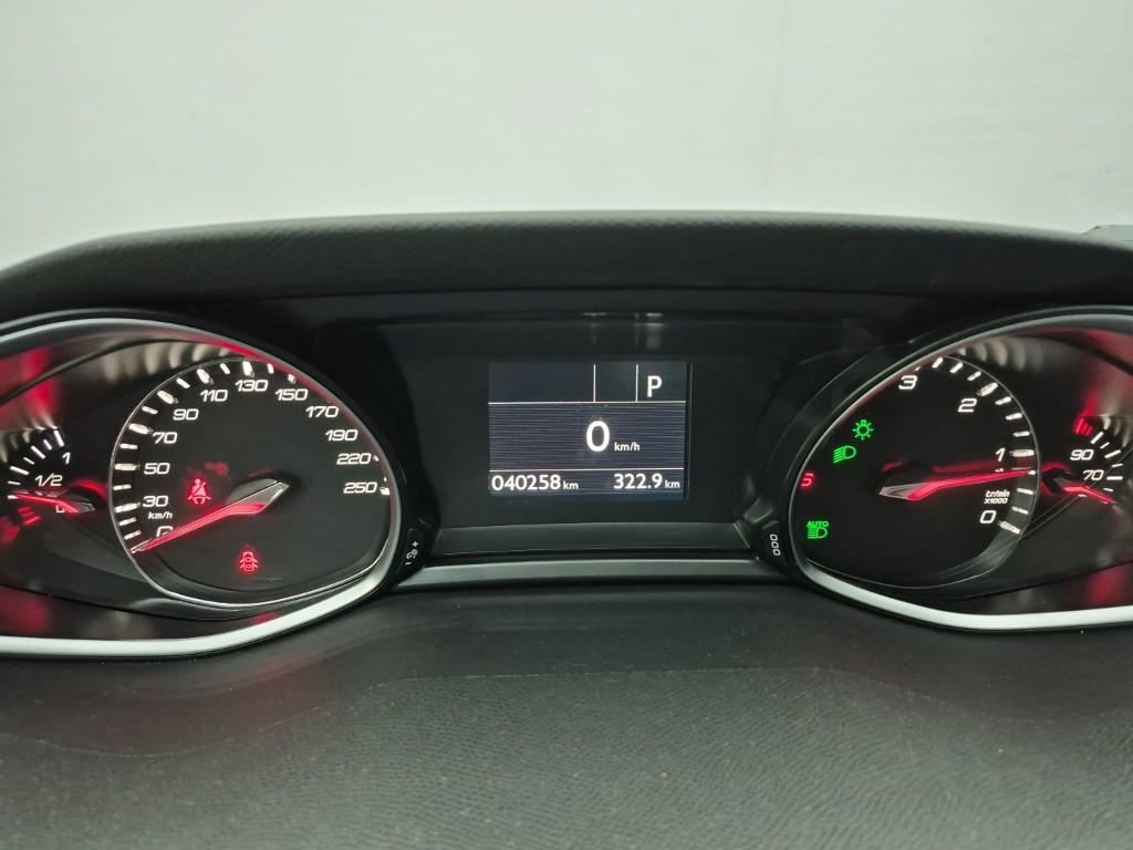 Peugeot 308 - Vista 7