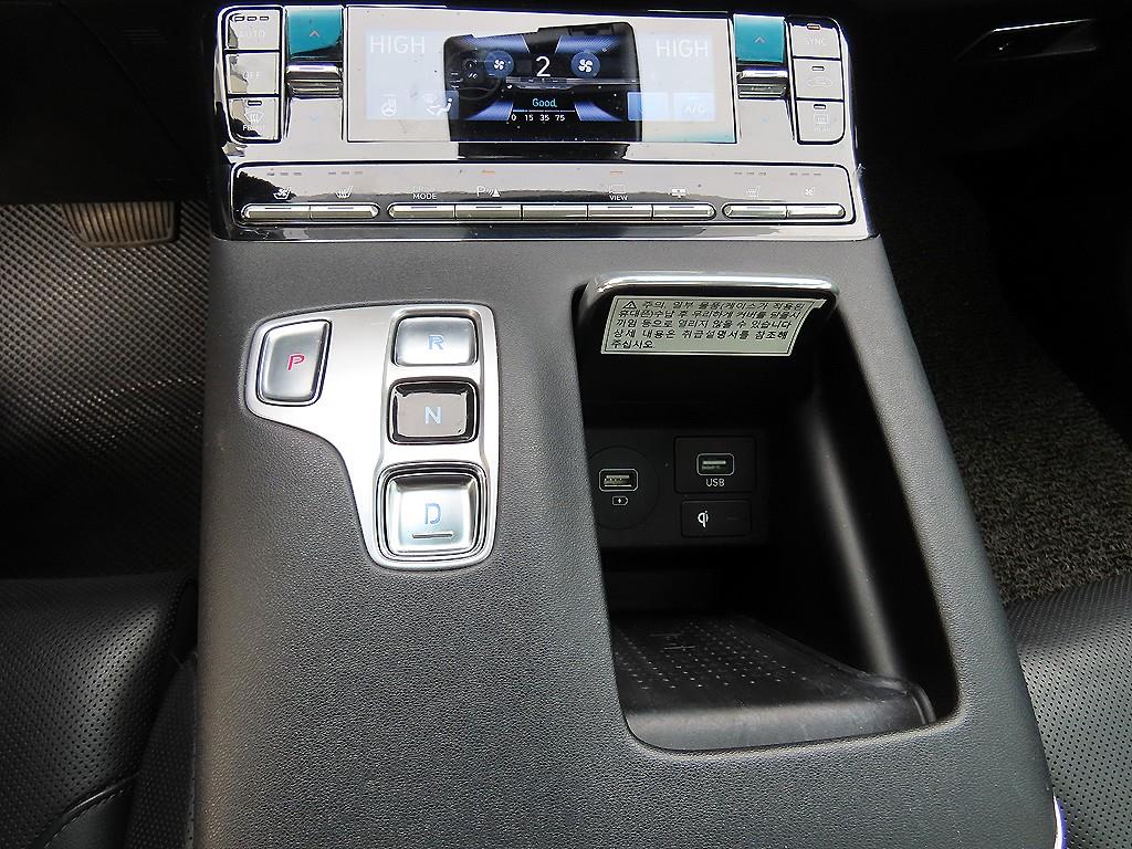 HYUNDAI Grandeur - Vista 10