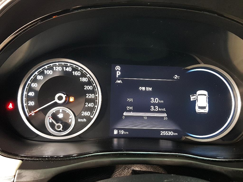 Genesis GV70 - Vista 7