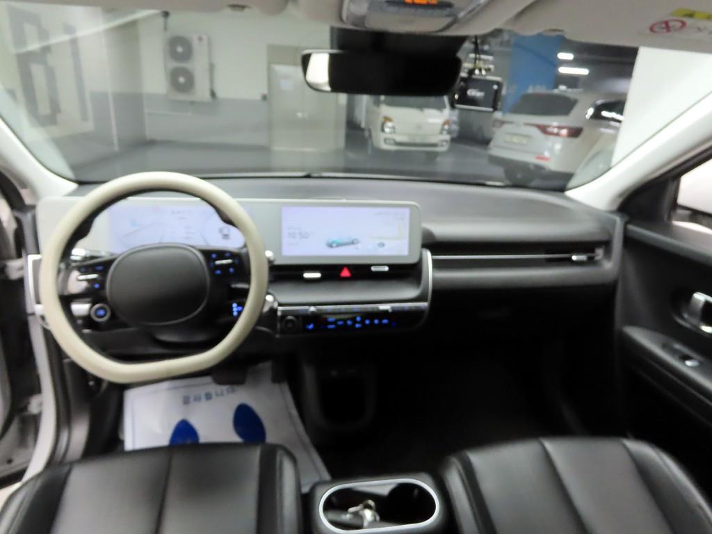 HYUNDAI Ioniq 5 - Vista 6