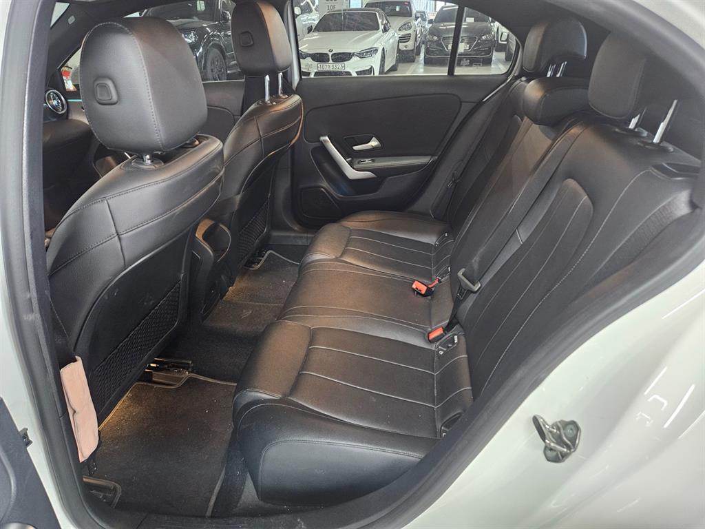 Mercedes Benz A Class - Vista 11