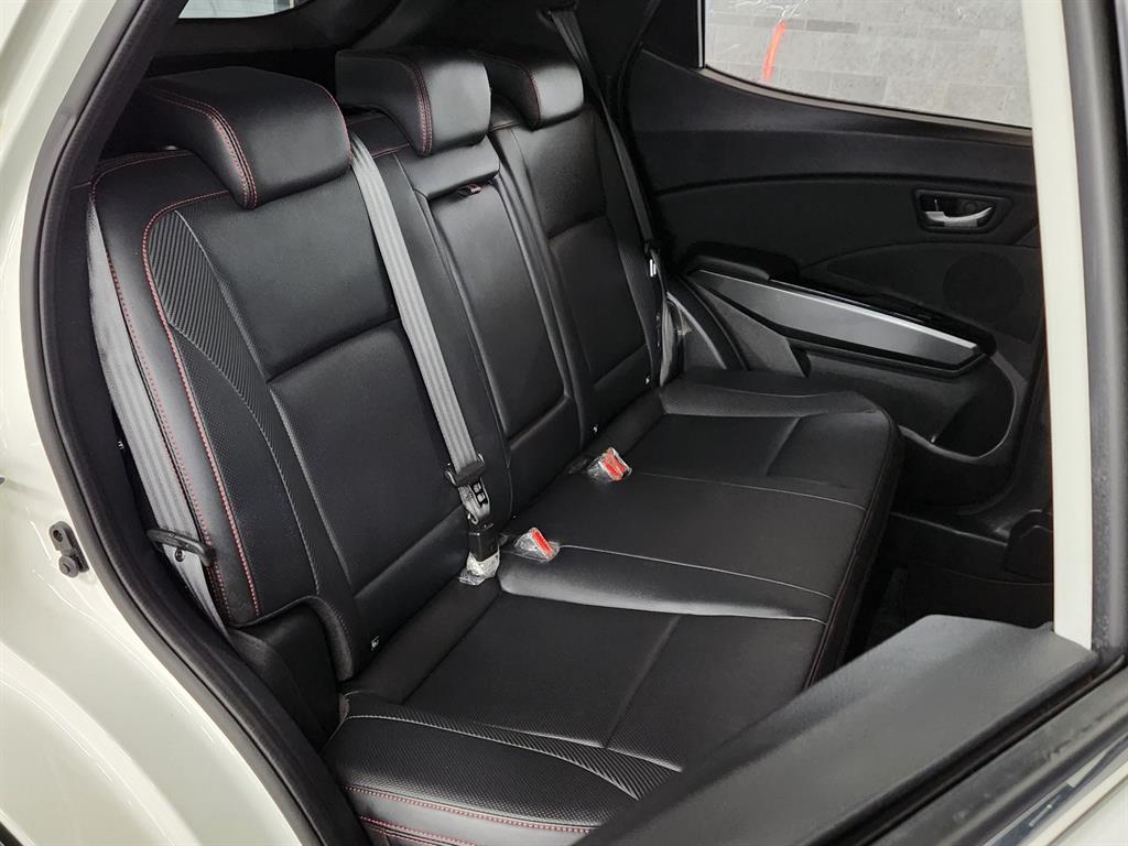 Ssangyong Tivoli - Vista 11