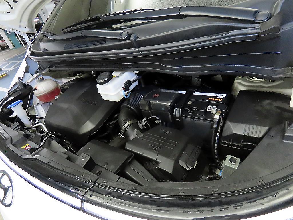 HYUNDAI Staria 2024 Blanco - Importación desde Corea - HF Imports Iquique - Foto 19