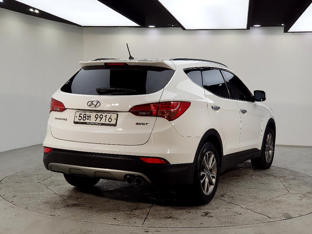 HYUNDAI Santa Fe - Vista 4