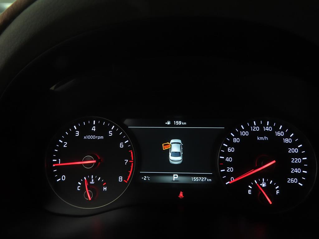 KIA K7 - Vista 9