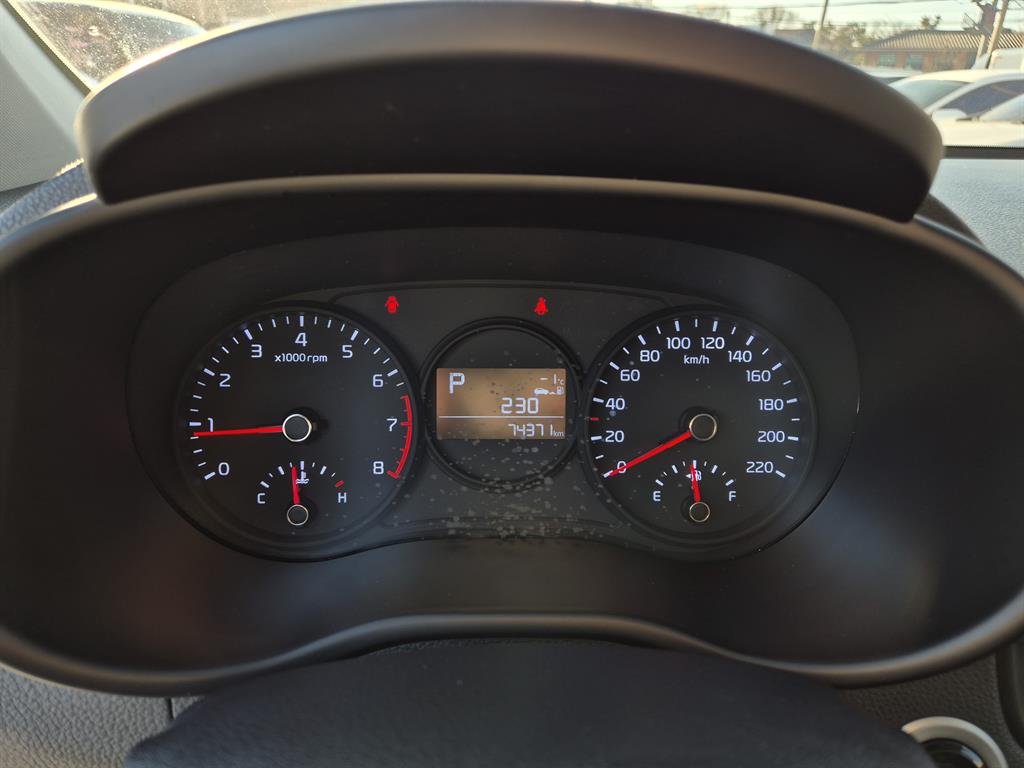 KIA Morning - Vista 11