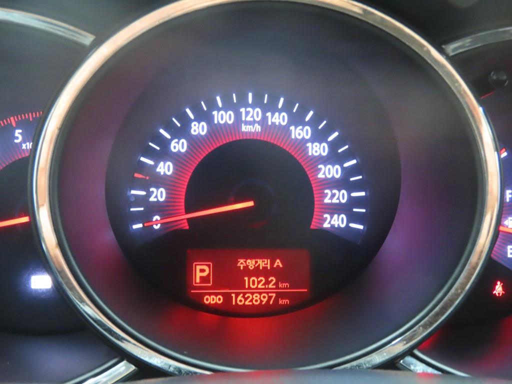 KIA Sorento - Vista 8