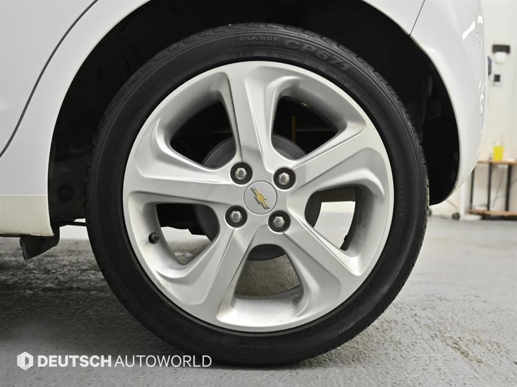 Chevrolet Spark - Vista 5