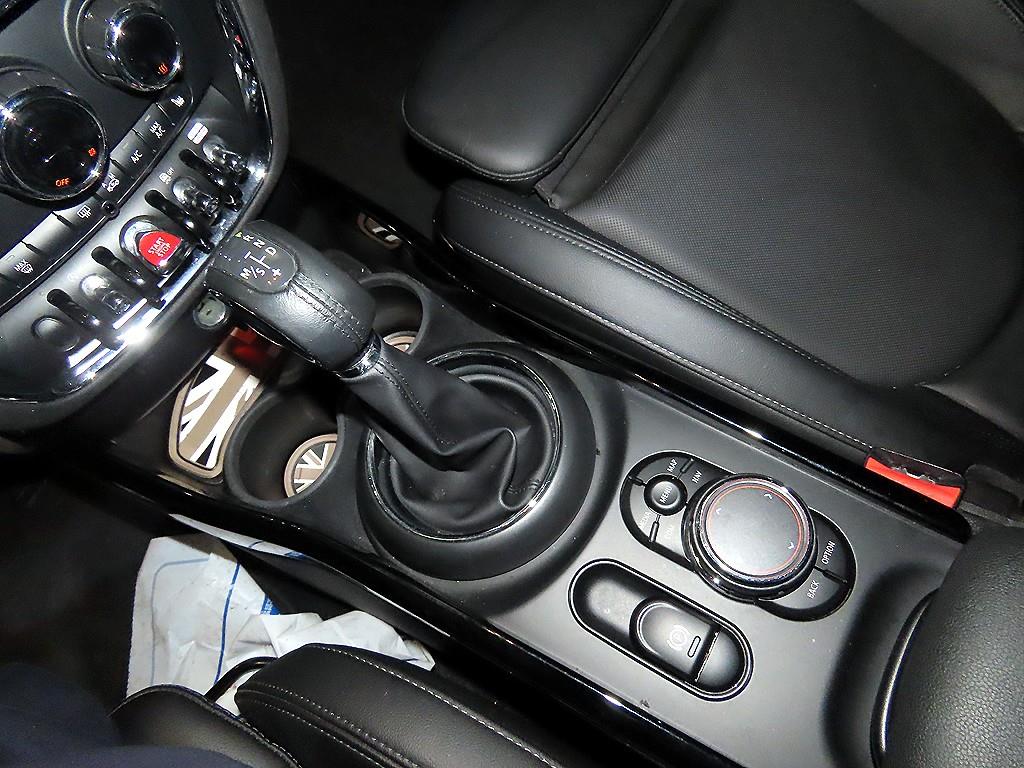 Mini Clubman - Vista 12