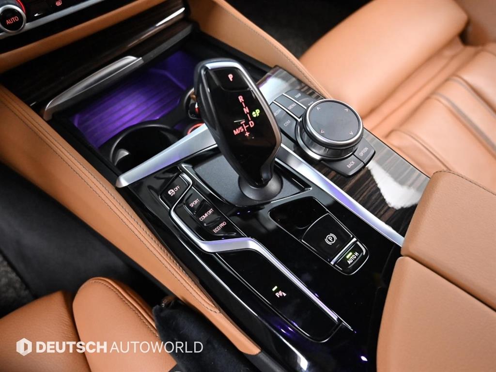 BMW 5 Series - Vista 8