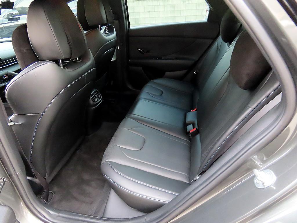 HYUNDAI Avante - Vista 6