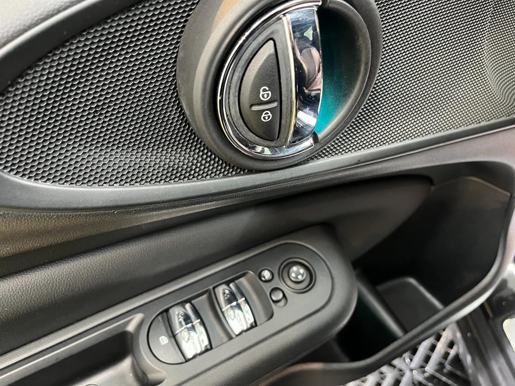 Mini Clubman 2019 Negro - Importación desde Corea - HF Imports Iquique - Foto 16