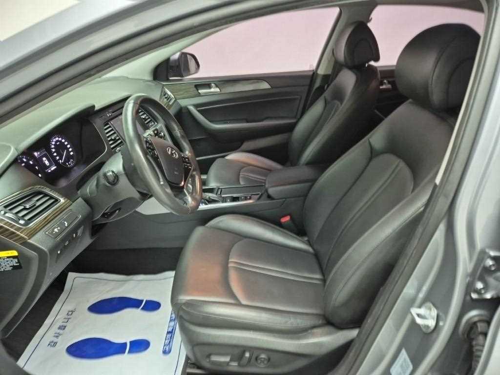 HYUNDAI Sonata - Vista 11