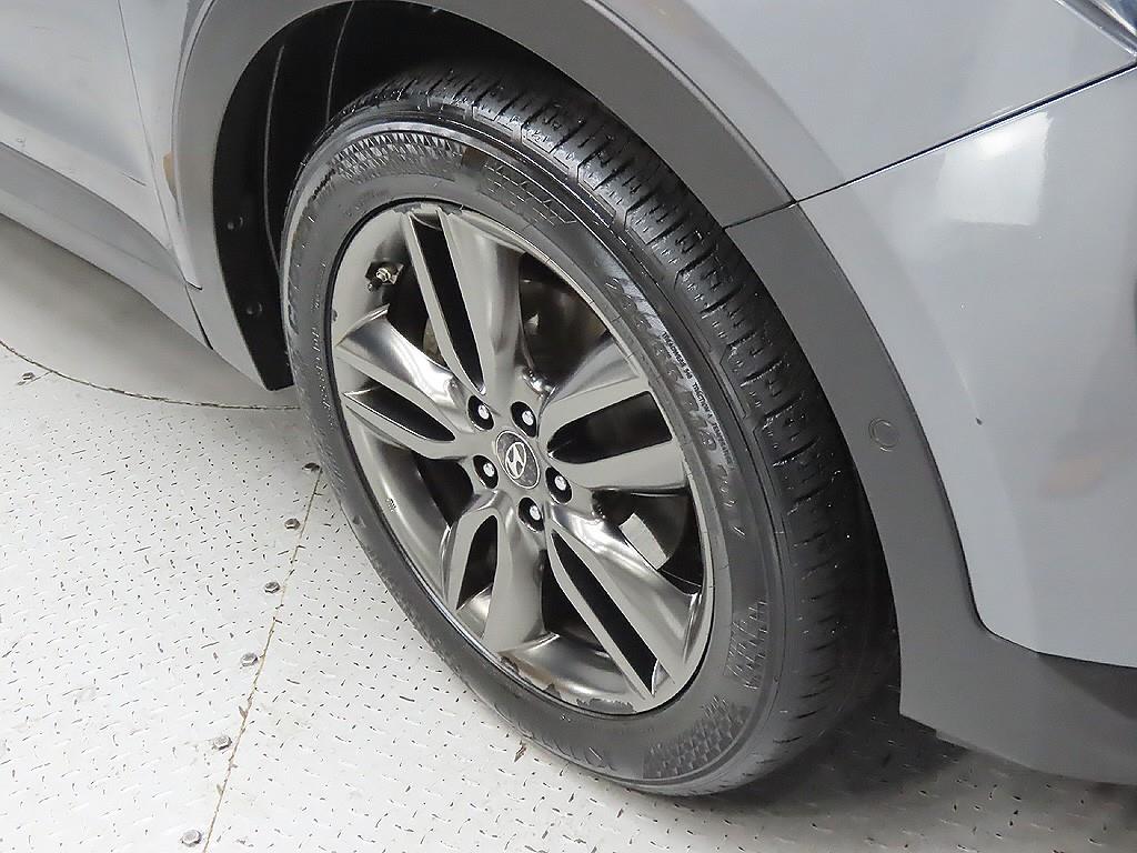 HYUNDAI Santa Fe - Vista 9