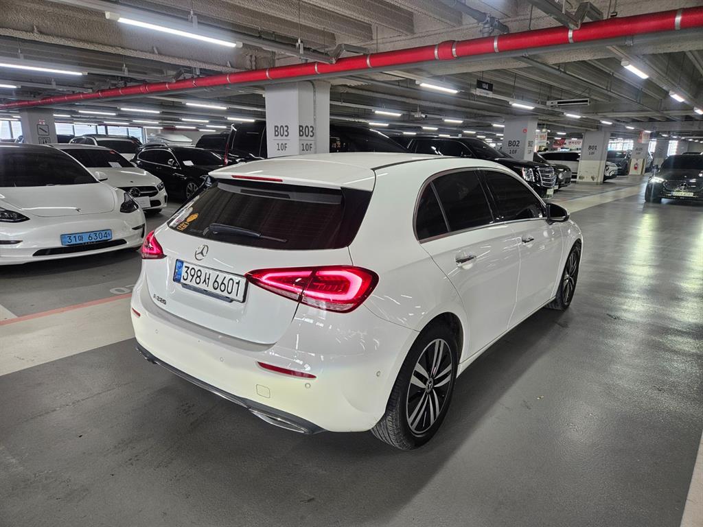 Mercedes Benz A Class - Vista 6