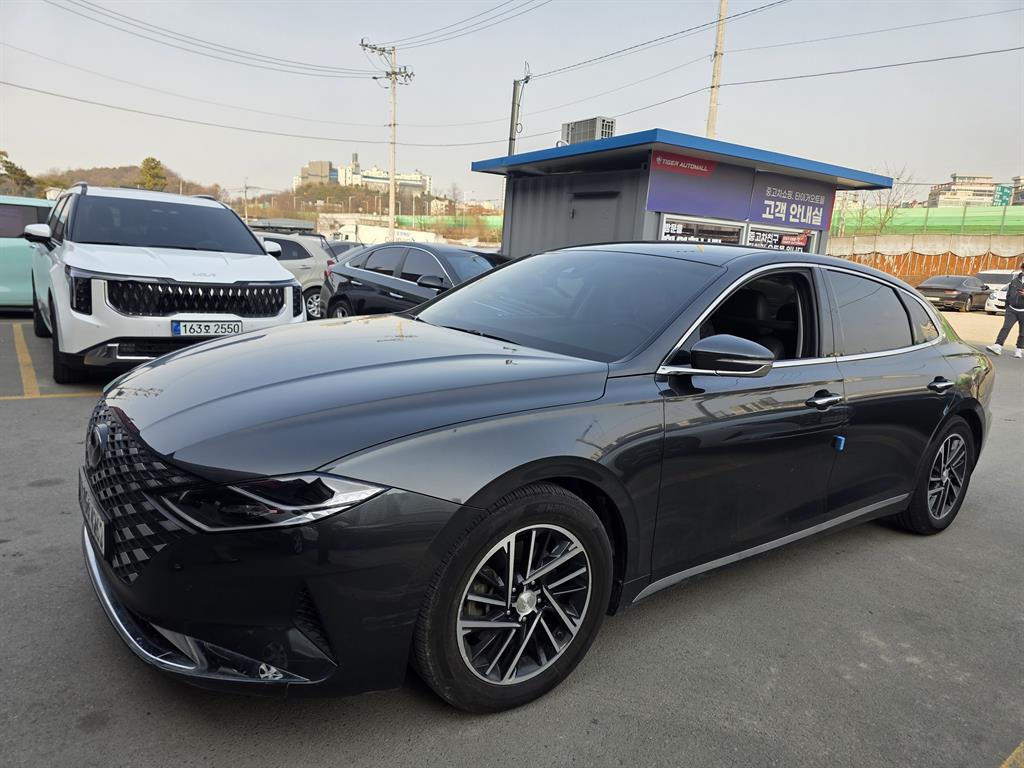 HYUNDAI Grandeur - Vista 2