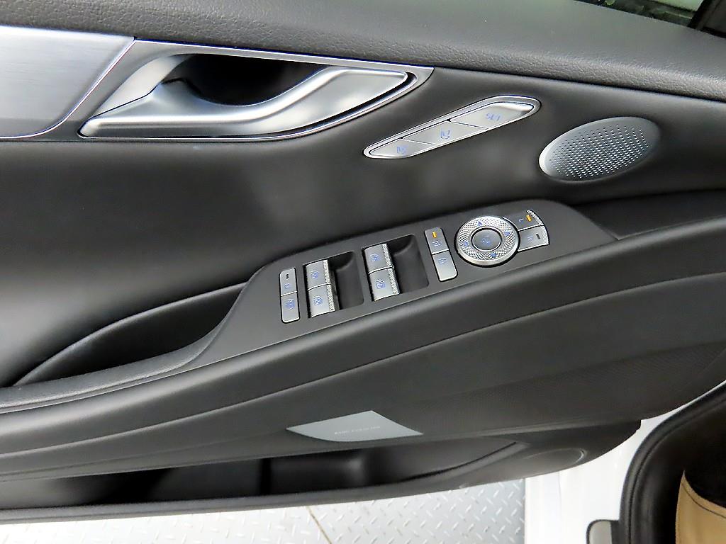 Genesis G80 - Vista 11