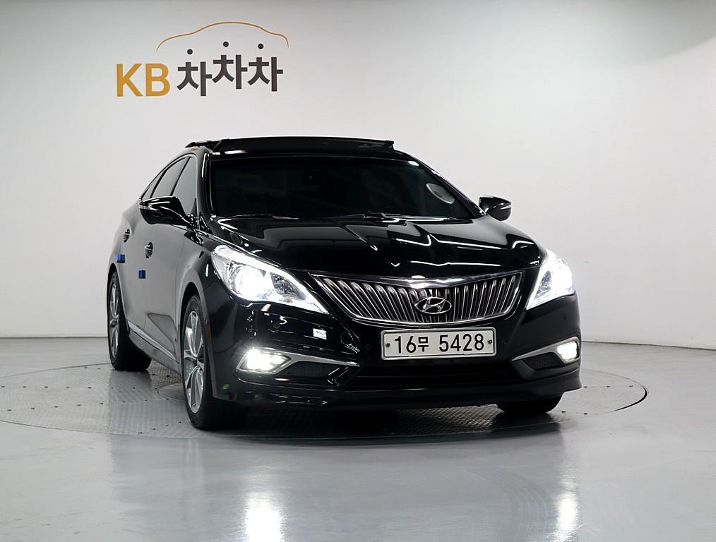 HYUNDAI Grandeur - Vista 2