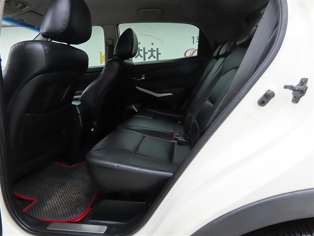 Ssangyong Korando - Vista 6