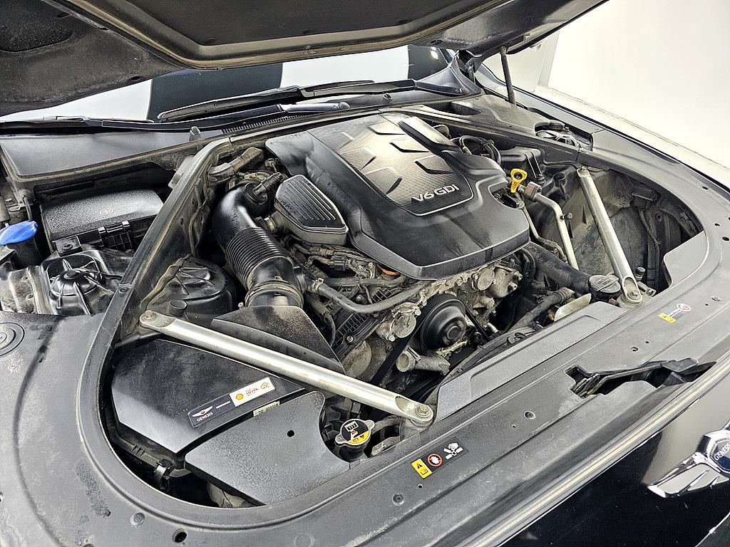 Genesis EQ900 - Vista 6