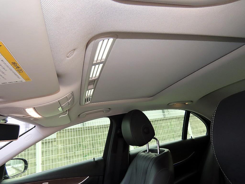 Mercedes Benz E class 2020 Negro - Importación desde Corea - HF Imports Iquique - Foto 17