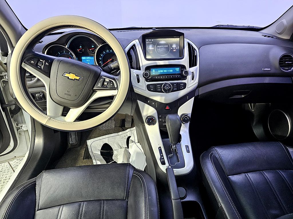 Chevrolet Cruise - Vista 5