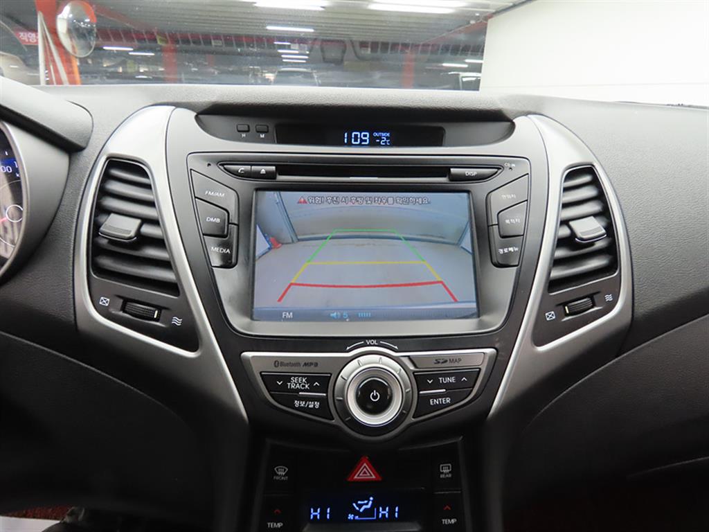 HYUNDAI Avante 2015 Plateado - Importación desde Corea - HF Imports Iquique - Foto 15