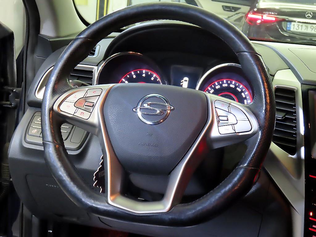 Ssangyong Tivoli - Vista 8