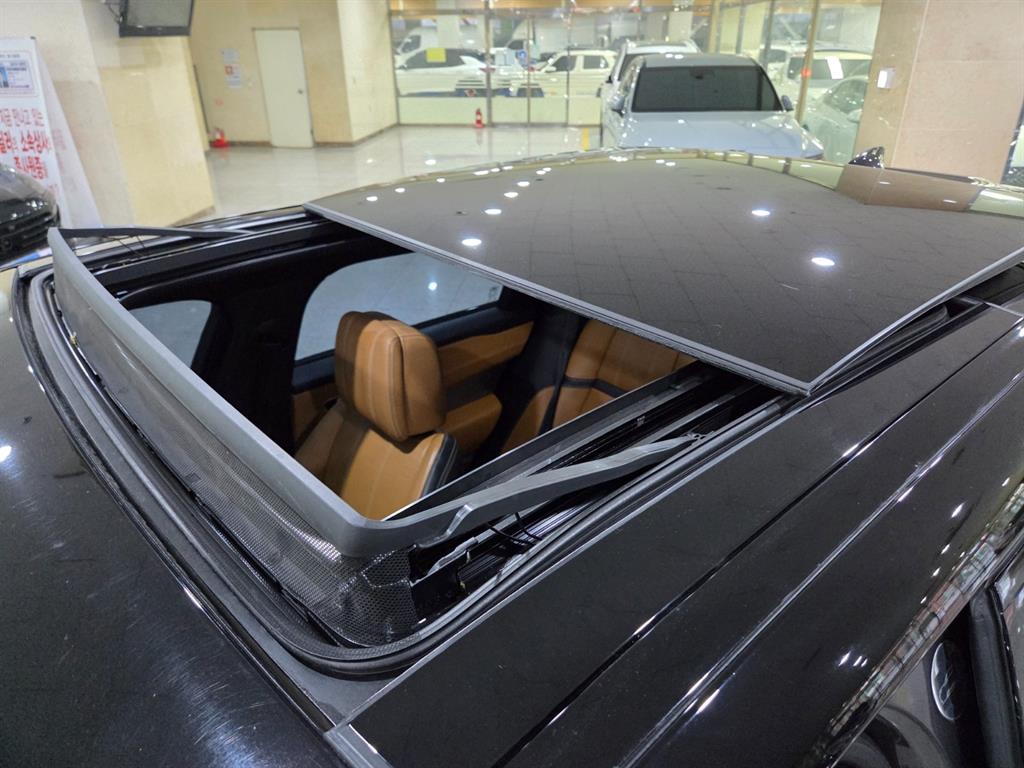 Land Rover Range Rover Bella 2018 Gris - Importación desde Corea - HF Imports Iquique - Foto 17