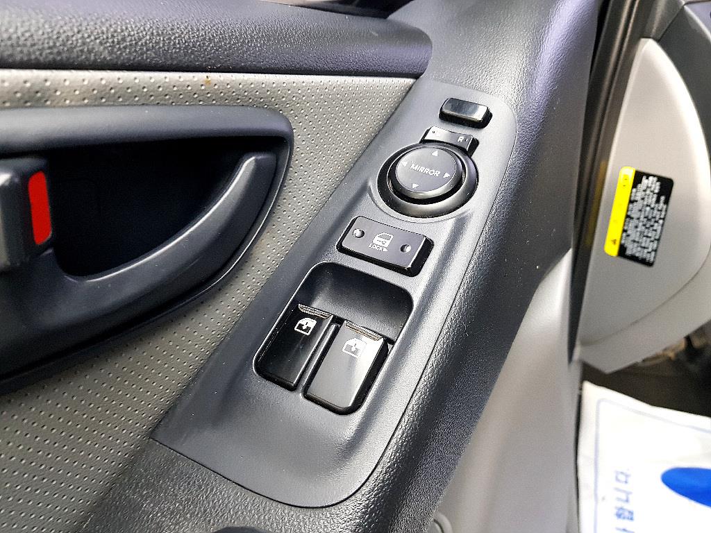 HYUNDAI Starex - Vista 11