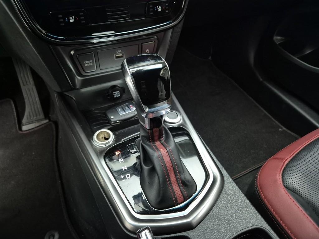 Ssangyong Tivoli - Vista 8