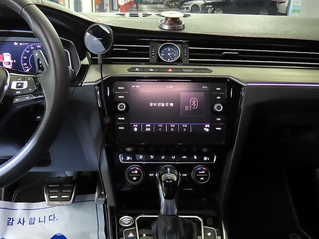 Volkswagen Arteon - Vista 11