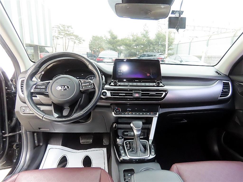 KIA Seltos - Vista 7