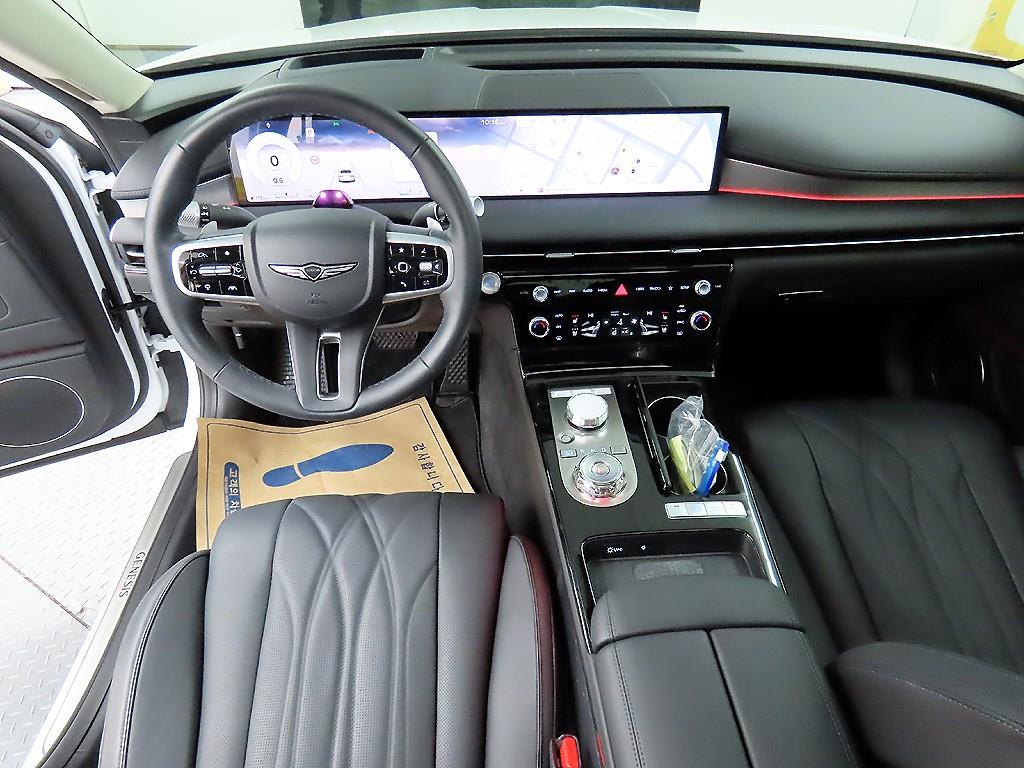 Genesis G80 - Vista 7