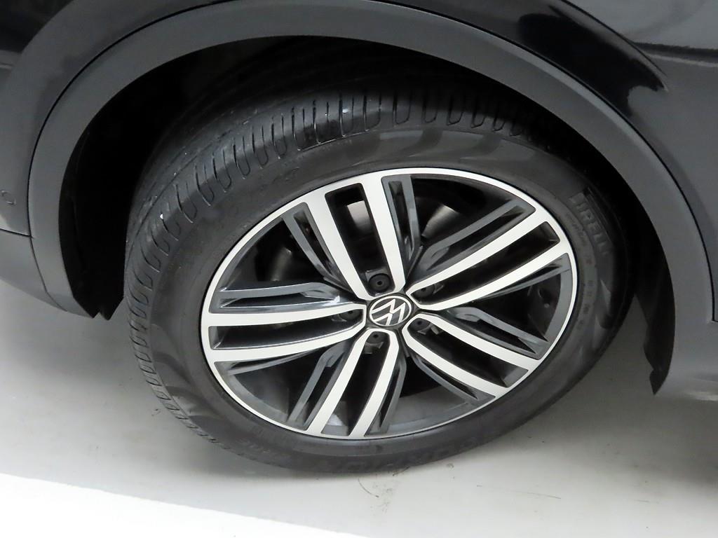 Volkswagen Tiguan 2024 Negro - Importación desde Corea - HF Imports Iquique - Foto 19
